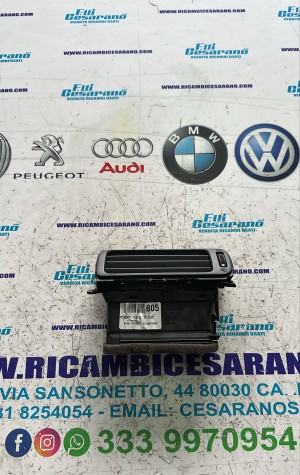BOCCHETTA ARIA CENTRALE PER KIA Rio 4° Serie  CODICE:97410-1W000 ANNO:2011>