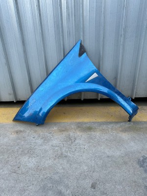 PARAFANGO ANTERIORE  SINISTRO RENAULT SCENIC  ANNO:2004