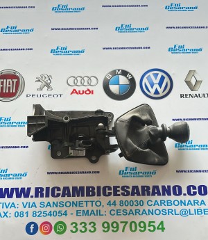 LEVA CAMBIO MANUALE LANCIA YPSILON Y ANNO:2023 CODICE:50297005