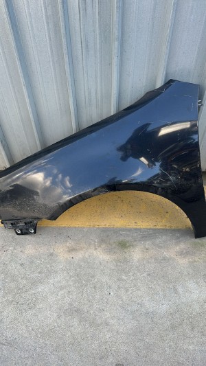 Parafango Anteriore Sinistra Golf ANNO:2003-08 CODICE:1K6880681A