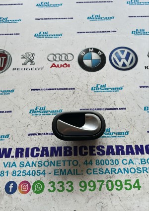 MANIGLIA INTERNA POSTERIORE DESTRA RENAULT SCENIC ANNO:2008 CODICE:8200028486