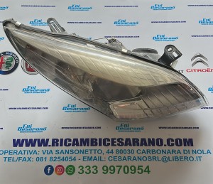 FARO ANTERIORE DESTRO MEGANE 3 ANNO:2010 CODICE:305511178R/085511178R