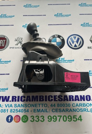 Leva del Cambio Renault Scenic  ANNO:2008 CODICE:8201021402
