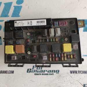 Centralina scatola portafusibili Opel Astra 2005 13206754 SW0816 HW0006 5DK008668-38