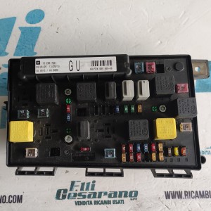 Centralina porta fusibili Opel Astra H 2005 13206748 5DK008668-48