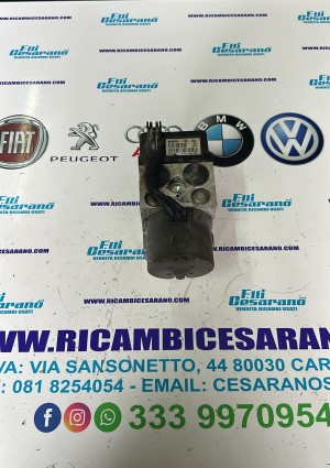 Centralina ABS Pompa BOSCH  TOYOTA YARIS ANNO:2001 CODICE:0273004636 0265216904