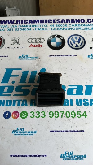 Alloggiamento ugelli aria VW  Golf V  CODICE:1K0819710  ANNO:2007