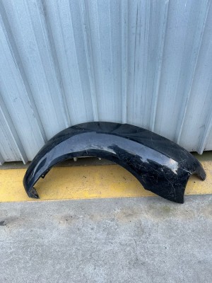 PARAFANGO ANTERIORE DESTRO Maggiolone  ANNO:2001