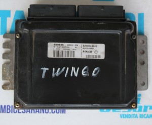 Centralina motore Renault Twingo 8200044443 S110130102 8200044437