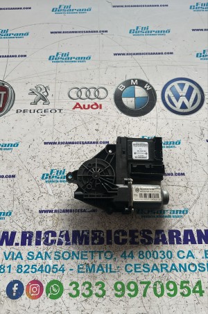 MOTORINO ALZAVETRO ANTERIORE SINISTRA VOLKSWAGEN GOLF 6  ANNO:2010 CODICE:5K0959701B