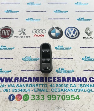 Pulsantiera Anteriore Sinistra RENAULT Scenic 3 Serie ANNO:2008 CODICE:156018070