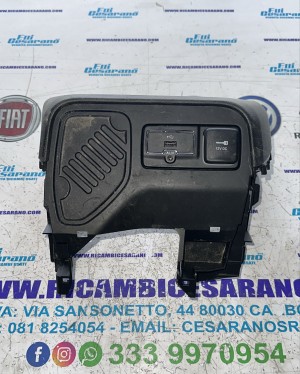 RIVESTIMENTO CONSOLE CENTRALE JEEP RENEGADE  ANNO:2018 CODICE:735581341