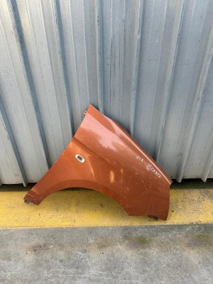 PARAFANGO ANTERIORE DESTRO KIA PICANTO  ANNO:2018