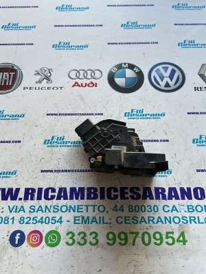 serratura porta anteriore sinistra FORD FOCUS II 1.6 ANNO:2003 CODICE:3M5AR21813EN