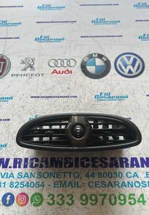 BOCCHETTA ARIA AREAZIONE CENTRALE RENAULT CLIO ANNO:2005 CODICE:220408