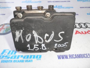 Centralina  ABS Modus 1.5 diesel  2005